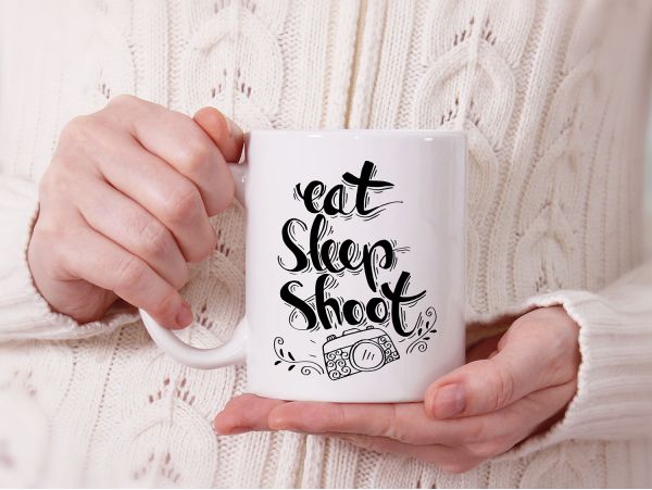 Cana personalizata "eat sleep shoot"