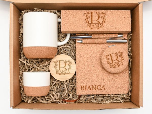 Set cadou personalizat "Cork Monogram"