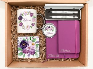 Set cadou personalizat "Purple dream", cana, coaster, oglinda, carnetele mov, pix, creion