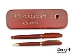 Set pix si stilou din lemn, accesorii aurii, personalizat cu nume si text