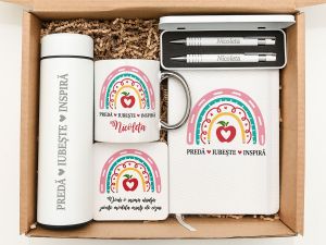 Set cadou personalizat "Rainbow" pentru educatoare sau invatatoare