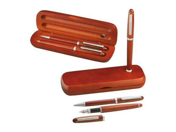 Set de scris din lemn de palisandru. Stilou cu penita si pix, accesorii argintii