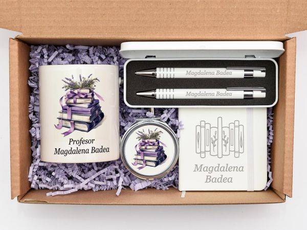 Set cadou personalizat "Purple books" pentru profesoara