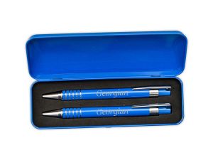 Set pix si creion aluminiu, albastru, personalizat cu nume