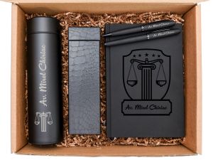 Set cadou personalizat "All black" pentru avocat